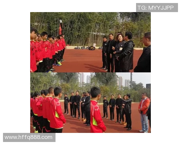 充满活力的足球球星壁纸点亮青少年激情梦想卧室空间设计 充满活力的足球球星壁纸点亮青少年激情梦想卧室空间设计